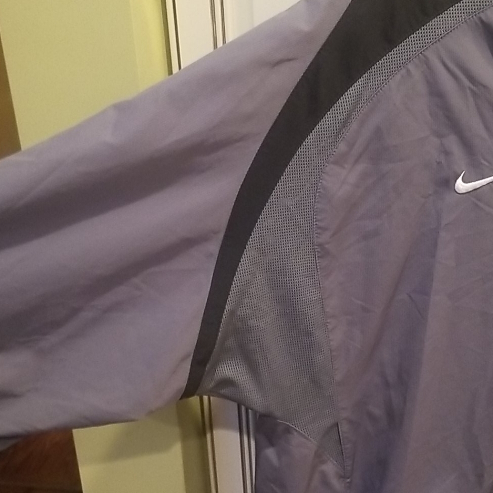 F2-Storm-fit, size medium mens nike pullover - Picture 3 of 5